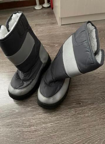 Grijze snowboots in maat 33