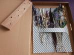Droogbloemen boeket hout als vaas decoratie veren pauwenveer, Ophalen of Verzenden, Zo goed als nieuw