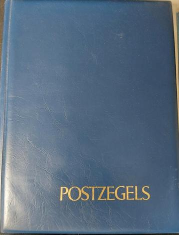 Album postzegels Letland/Estland 1919 - 1940 beschikbaar voor biedingen