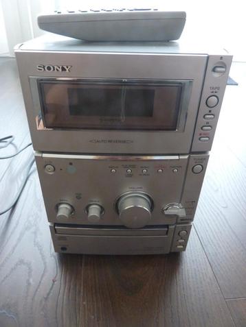 sony hi-fi micro HCD-CPX1 CD, cassette werkt niet, geen boxe beschikbaar voor biedingen