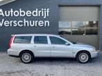 Volvo V70 2.4 Momentum leer origineel Nederlander youngtimer, Voorwielaandrijving, Zwart, Stoelverwarming, Euro 4