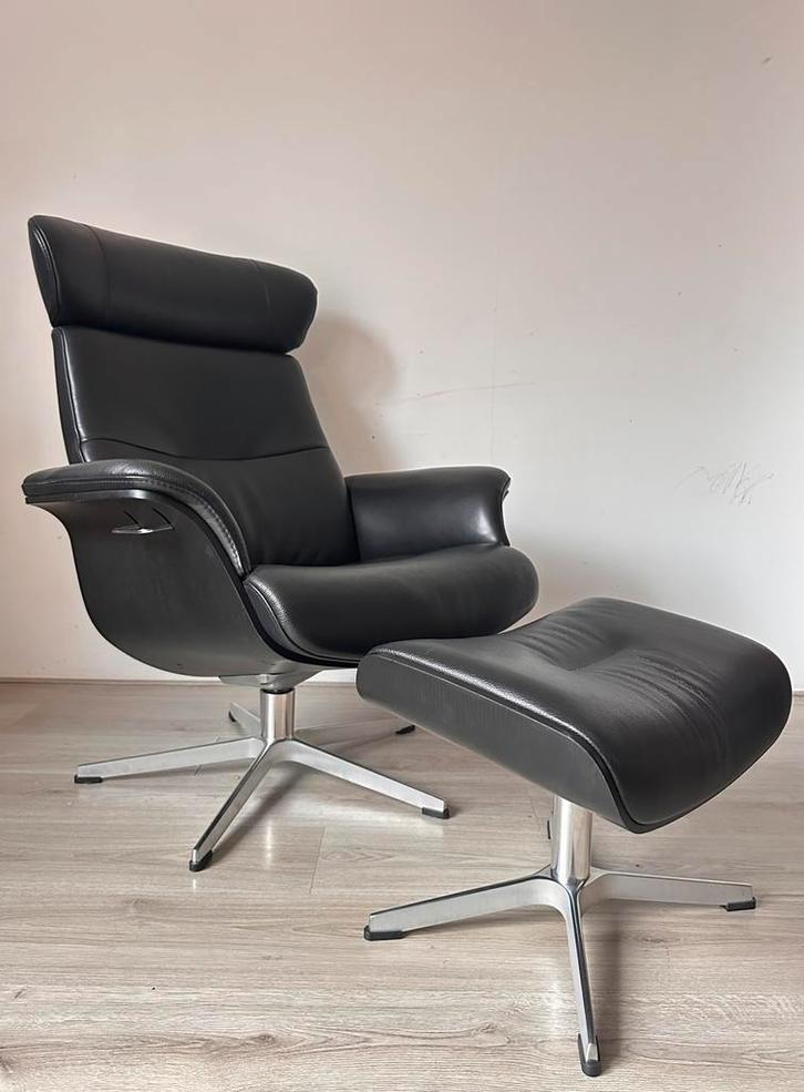 Conform Time Out met hocker, Huis en Inrichting, Fauteuils, Zo goed als nieuw, Leer, 75 tot 100 cm, Ophalen