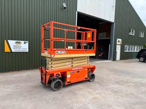 Holland lift Hl-9710 schaarhoogwerker 11,7 meter (bj 2013), Zakelijke goederen, Machines en Bouw | Liften, Steigers en Ladders