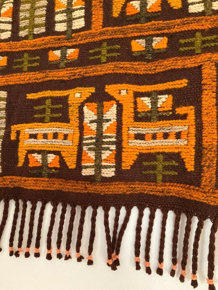 70s Vintage wollen wandkleed met franje 74 x 60 cm, Huis en Inrichting, Woonaccessoires | Wanddecoraties, Gebruikt, Ophalen