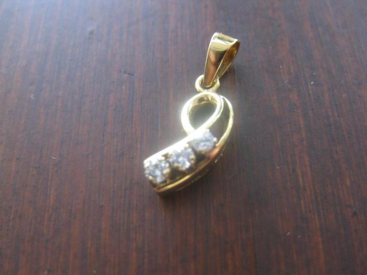 14 Karaat gouden hangertje met  briljant geslepen zirkonia's, Sieraden, Tassen en Uiterlijk, Kettinghangers, Zo goed als nieuw