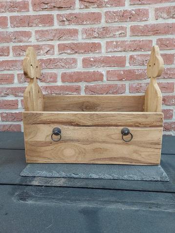 Houten kistje nieuw  beschikbaar voor biedingen