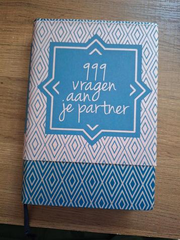 999 vragen aan je partner beschikbaar voor biedingen