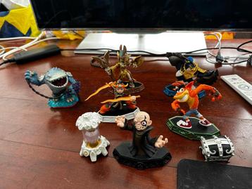 diverse skylanders te koop beschikbaar voor biedingen