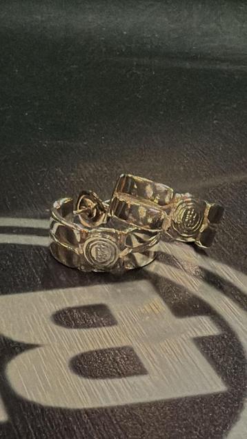 BUDDHA TO BUDDHA OORBELLEN € 119,00 beschikbaar voor biedingen