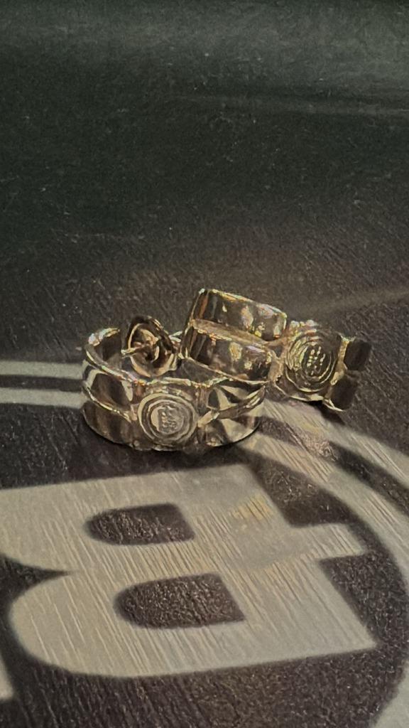 BUDDHA TO BUDDHA OORBELLEN € 119,00, Sieraden, Tassen en Uiterlijk, Oorbellen, Nieuw, Knopjes of Stekers, Zilver, Zilver, Ophalen of Verzenden