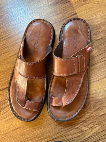 Ecco teen slippers maat 43 beschikbaar voor biedingen