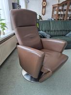 Relaxfauteuil, bruin leer, handbediend, Ophalen, Zo goed als nieuw, 50 tot 75 cm, Leer
