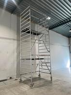 Steiger te huur (rolsteiger), Doe-het-zelf en Verbouw, Steigers, Ophalen of Verzenden, Zo goed als nieuw, Rolsteiger of Kamersteiger