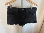 H&M korte zwarte spijkerbroek, donker grijs jeans short, 38, H&M, Zwart, Ophalen of Verzenden, Zo goed als nieuw