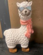 op=op lama beeld groot decoratie alpaca beeldje wit roze, Overige typen, Ophalen of Verzenden, Zo goed als nieuw