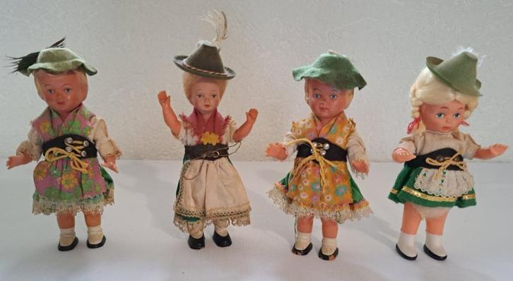 4x vintage opwind dans pop (celluloid ?) + sleutel folklore, Antiek en Kunst, Antiek | Speelgoed, Verzenden