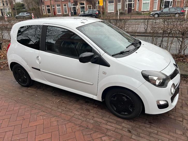 Renault Twingo 1.2 16V 2012 Wit, lage km, apk tot 27-1-2027, Auto's, Renault, Particulier, Twingo, Airbags, Airconditioning, Cruise Control