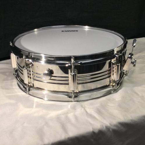 Tama, made in Japan (MIJ)snare drum, Muziek en Instrumenten, Percussie, Zo goed als nieuw, Trommel, Ophalen of Verzenden