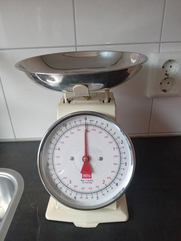 Analoge weegschaal "retro look" Hema beschikbaar voor biedingen