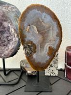 Agaat op standaard, Verzamelen, Mineralen en Fossielen, Ophalen of Verzenden