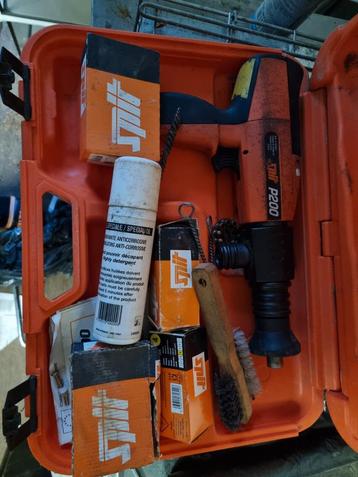 Spit P200 Schiethamer met Koffer en Accessoires beschikbaar voor biedingen