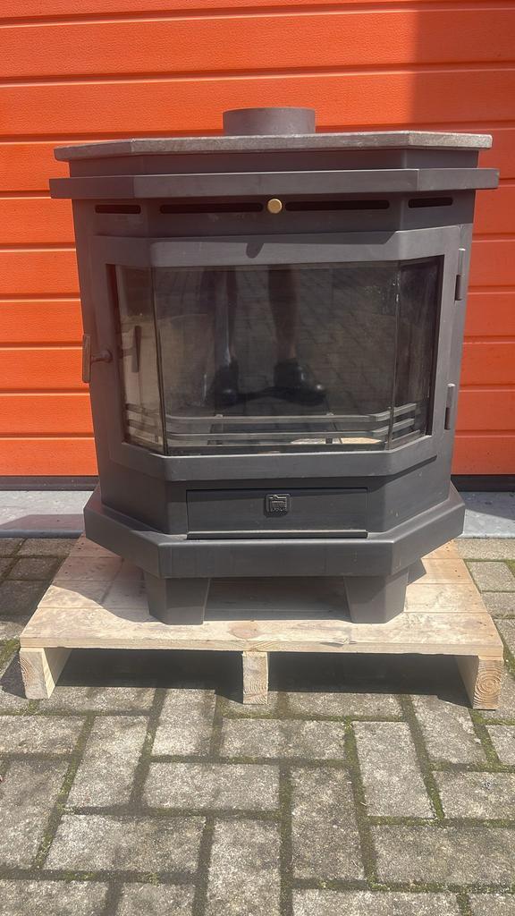 Euroflam houtkachel 9 kW met speksteen bovenplaat, Huis en Inrichting, Kachels, Gebruikt, Vrijstaand, Houtkachel, Hout, Ophalen