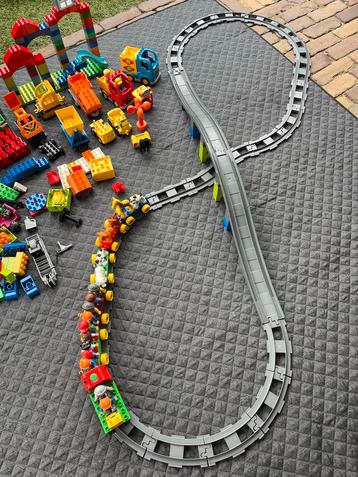 Grote zak Duplo: Trein, rails & meer! beschikbaar voor biedingen