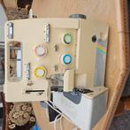 Toyota lockmachine, Hobby en Vrije tijd, Naaimachines en Toebehoren, Ophalen, Zo goed als nieuw, Lockmachine, Overige merken