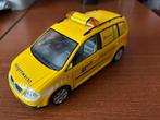 ANWB Volkswagen Touran schaalmodel 1/24, Hobby en Vrije tijd, Ophalen, Zo goed als nieuw, Welly