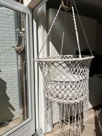 Macramé hangwieg, Ophalen of Verzenden, Zo goed als nieuw
