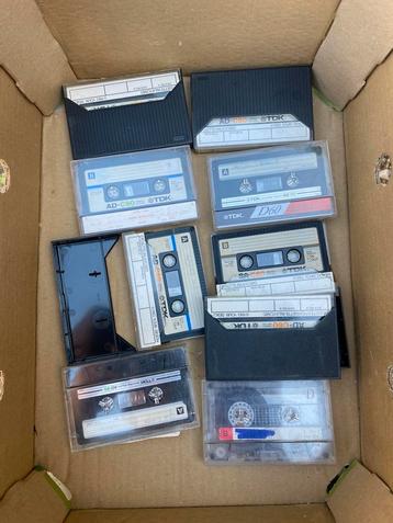 MIX VAN 100+  ZELFOPGENOMEN TDK CASSETTEBANDJES beschikbaar voor biedingen