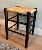 Krukje met riet met leuke pootjes, Huis en Inrichting, Gebruikt, Bruin, Ophalen of Verzenden, Eén