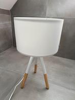 Zuiver tafellamp wit 54cm hoog 30cm diameter, Huis en Inrichting, Lampen | Tafellampen, Ophalen, Zo goed als nieuw, Minder dan 50 cm