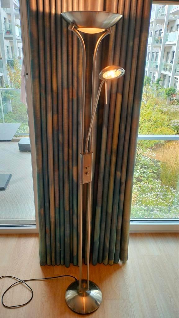 Mooie staande vloerlamp met leeslamp, dimbaar, Huis en Inrichting, Lampen | Vloerlampen, Gebruikt, 150 tot 200 cm, Metaal, Ophalen