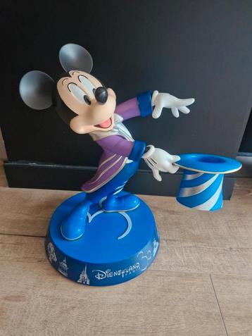 Mickey Mouse 30 years Anniversary Disneyland Big Figure beschikbaar voor biedingen