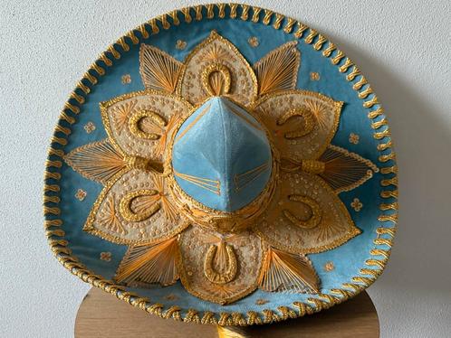 Authentieke Mexicaanse Sombrero – Blauw met Goud Borduursel, Hobby en Vrije tijd, Kostuums, Theaterbenodigdheden en LARP, Ophalen of Verzenden