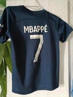 Voetbaltenue PSG Mbappé Maat 134 + Schoenen Maat 33, Ophalen of Verzenden, Zo goed als nieuw