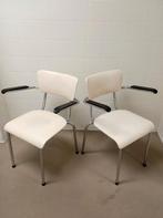 2 vintage design stoelen (Gispen?), Huis en Inrichting, Stoelen, Ophalen, Gebruikt, Twee, Wit