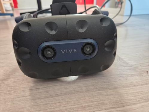HTC Vive Pro 2 VR Set + Valve Controllers, Spelcomputers en Games, Virtual Reality, Zo goed als nieuw, Pc, VR-bril, Ophalen