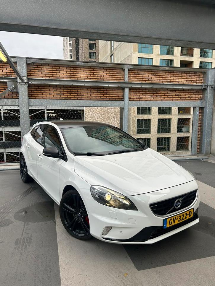Volvo V40 2.0 D4 Carbon Edition + Polestar NAP, Auto's, Volvo, Particulier, ABS, Adaptieve lichten, Adaptive Cruise Control, Airbags
