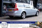Volvo V70 2.5T 200 pk Summum, Leer, Trekhaak (bj 2009), Voorwielaandrijving, Met garantie (alle), Blauw, 2521 cc