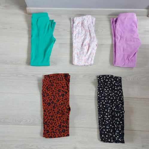 5 flared broeken maat 134, Kinderen en Baby's, Kinderkleding | Maat 134, Zo goed als nieuw, Meisje, Broek, Ophalen of Verzenden