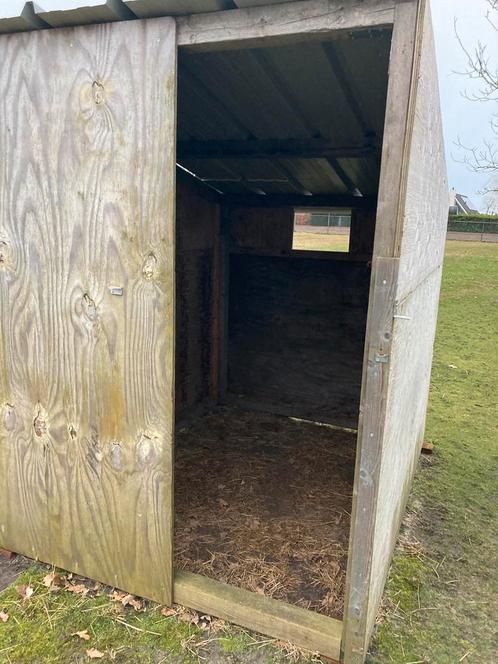 Schuilstal, Dieren en Toebehoren, Stalling en Weidegang, Stalling