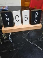 Perpetuele Kalender - Sint Hint Cadeau!, Ophalen of Verzenden, Zo goed als nieuw