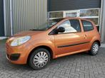 Renault Twingo 1.1, Voorwielaandrijving, Metallic lak, Grijs, Particulier