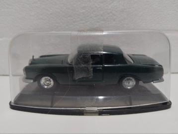 Auto Pilen 1:43 Artec Mercedes Benz 250 groen  beschikbaar voor biedingen