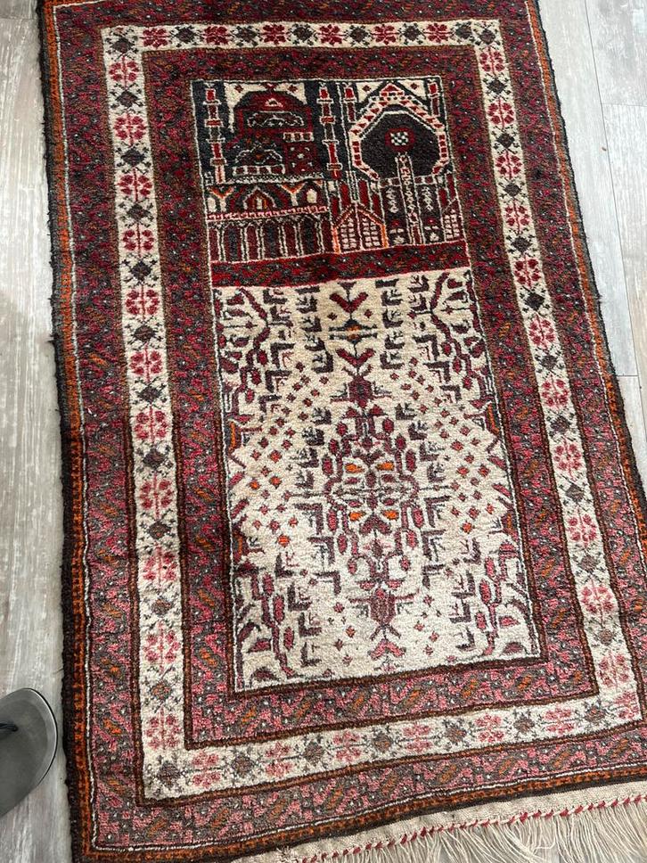 Prrzisch Antiek Kleed met Uniek Design   125x79, Huis en Inrichting, Stoffering | Tapijten en Kleden, Gebruikt, 50 tot 100 cm