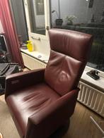 Sta op stoel. Meervoudig elektrisch verstelbaar, Huis en Inrichting, Fauteuils, Ophalen, Zo goed als nieuw, Leer, 50 tot 75 cm