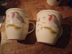 2 bekers roodborstje, Huis en Inrichting, Ophalen of Verzenden, Zo goed als nieuw, Overige stijlen, Kop(pen) en/of Schotel(s)