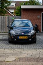 Fiat Punto 1.3 Multijet 59KW 5DR 2015 Zwart, Auto's, Fiat, Voorwielaandrijving, Euro 5, Stof, Zwart